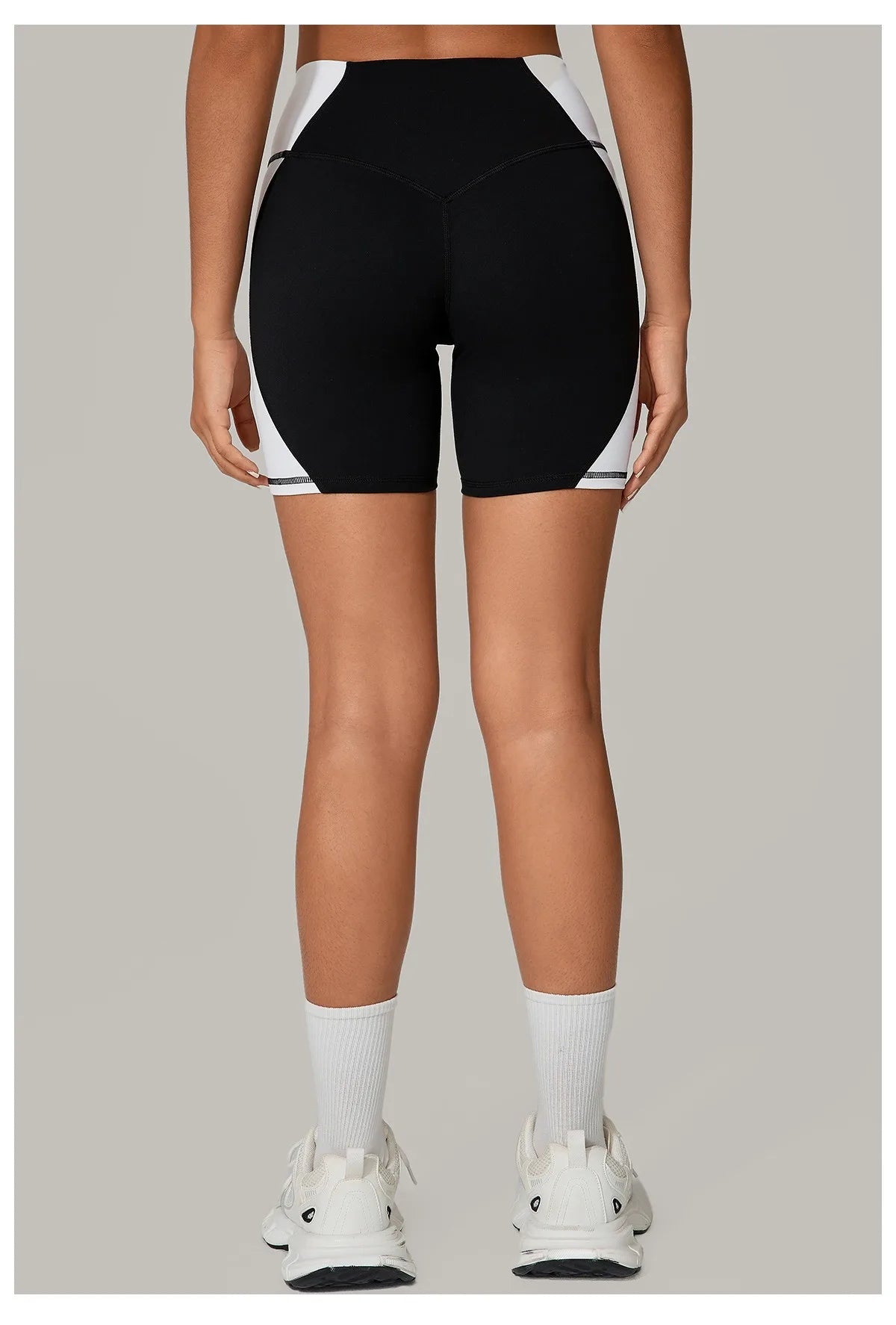 Arlen Shorts - Black