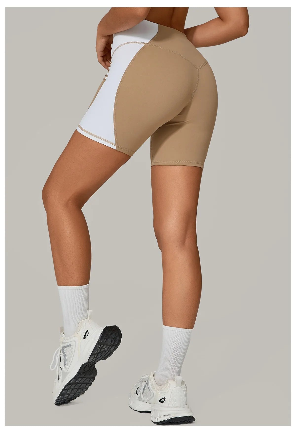 Arlen Shorts - Brown