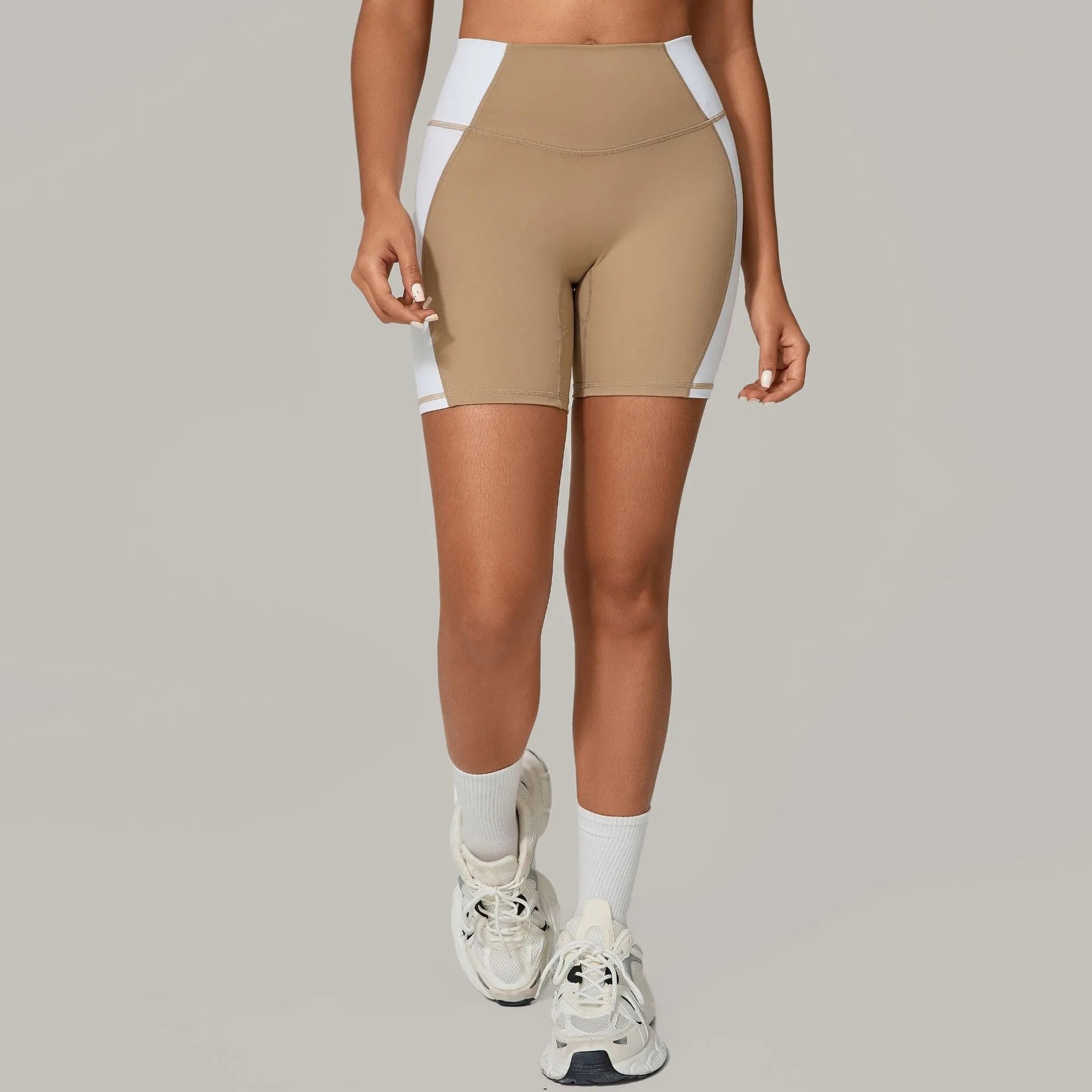 Arlen Shorts - Brown